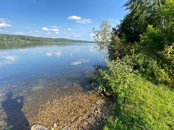 2853 US Route 5, Derby, VT 05829